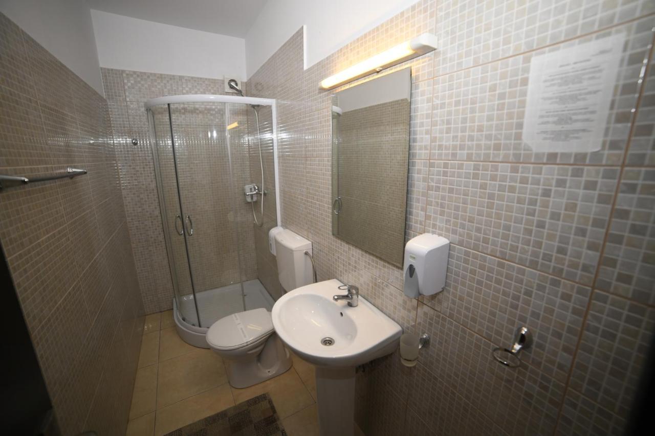 Pensiunea Zbor Cluj-Napoca Extérieur photo